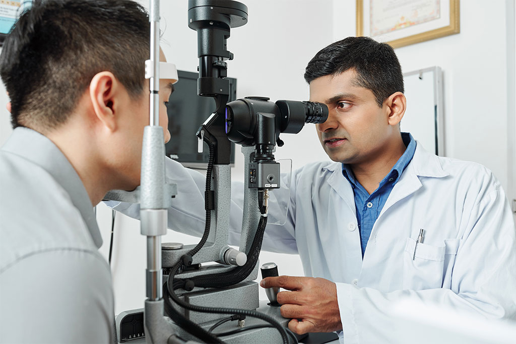 Diabetic Retinopathy Causes, Symptoms, Prevention, Diagnosis and Treatment